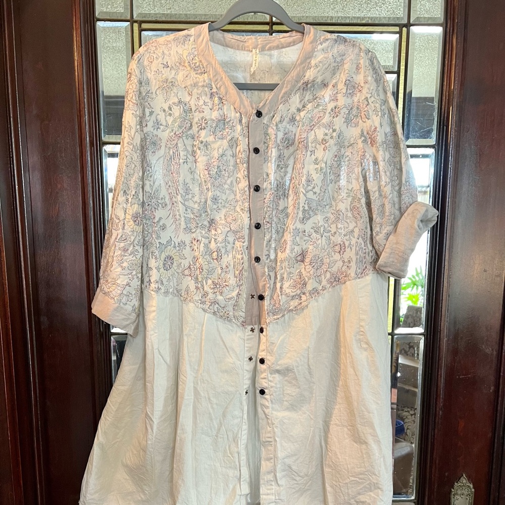 Magnolia Pearl blouse (bw)